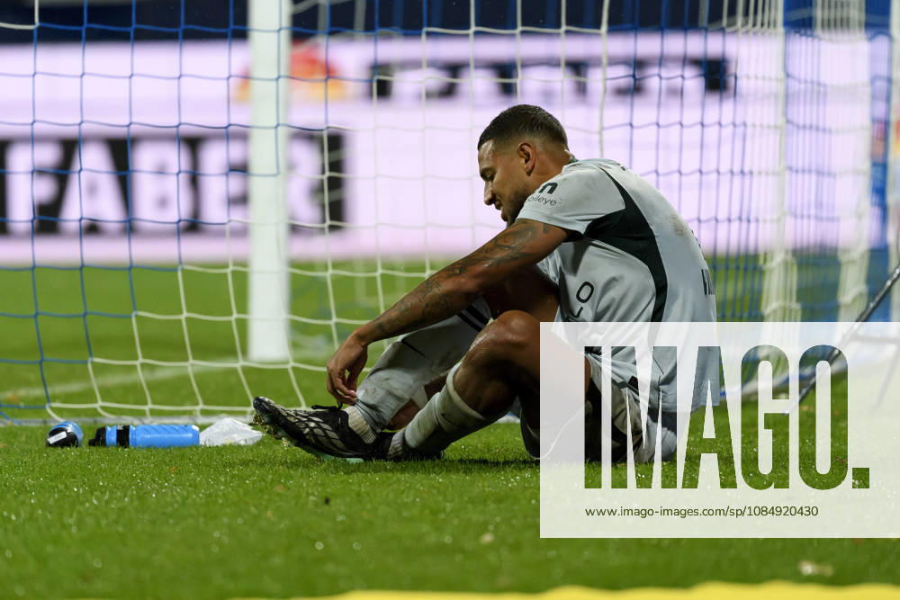 Vini Souza of VfL Wolfsburg was injured during the 2. Bundesliga match between VfL Bochum and VfL Wolfsburg, Vonovia Ruhrstadion on October 23, 2026, in Bochum, Germany. Photo by Max Maiwald, DeFodi Images. Vini Souza of VfL Wolfsburg during the 2nd Bundesliga match between VfL Bochum and VfL Wolfsburg at Vonovia Ruhrstadion on October 23, 2026 in Bochum, Germany. Photo by Max Maiwald, DeFodi Images. DFB and DFL regulations prohibit any use of photographs as image sequences and or quasi-video. Photo by Max Maiwald, DeFodi Images.