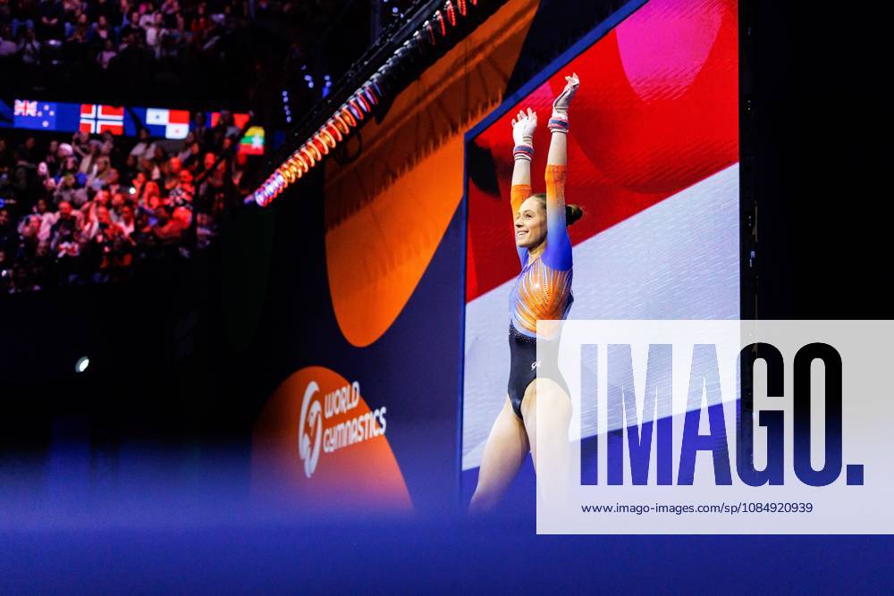 ROTTERDAM - Naomi Visser (NED) during the all-around final at the World Gymnastics Championships in Ahoy Rotterdam. IRIS VAN DEN BROEK ANP ANPxSportx IVx 573382239 originalFilename: 573382239