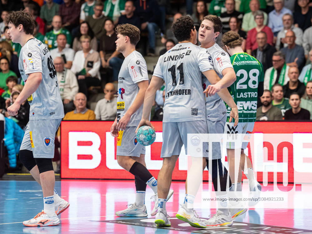 Vukasin Antonijevic of ThSV Eisenach, 41, and Gian Attenhofer of ThSV Eisenach, 11, celebrate after earning a penalty throw, Frisch Auf Goeppingen vs. ThSV Eisenach, handball, 1st Bundesliga, Men, 2026–2027 season, October 23, 2026, Frisch Auf Göppingen vs. ThSV Eisenach, Handball, 1st Bundesliga, Men, 2026–2027 season, October 23, 2026, Göppingen