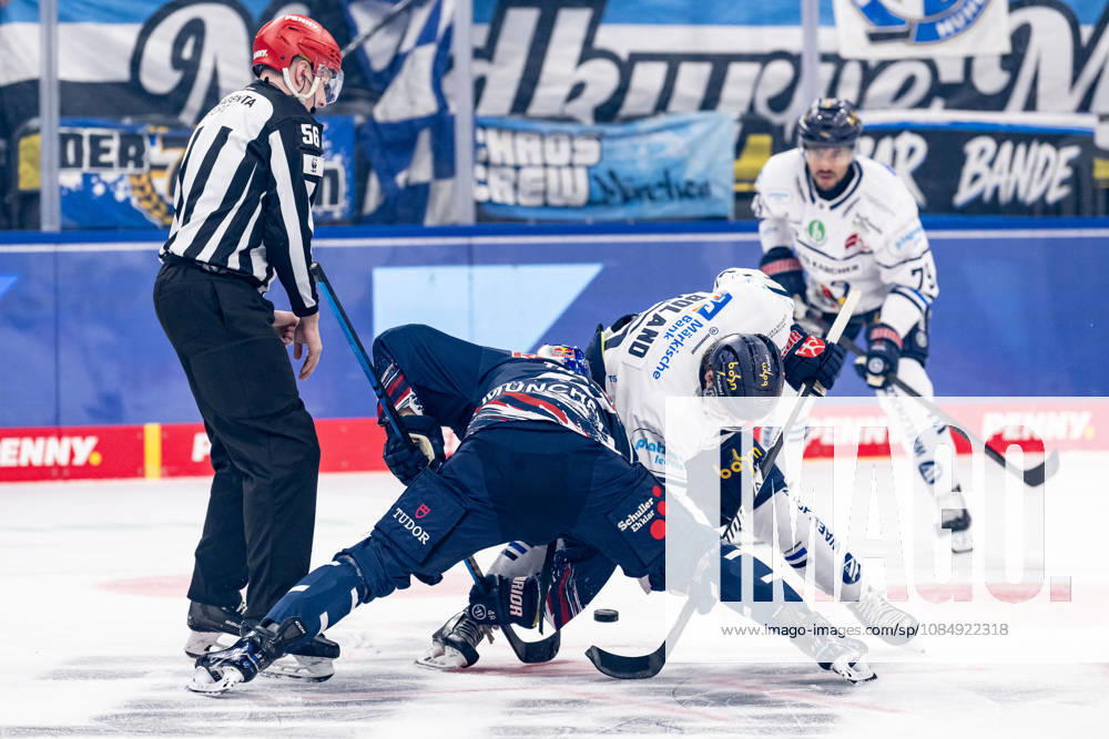 Linesman Yannik Koziol officiates a faceoff between Lucas Thaler of EHC Red Bull Munich, 48, and Tyler Boland of the Iserlohn Roosters, 10 (GER), EHC Red Bull Munich vs. Iserlohn Roosters, DEL, 2026–2027 season, Matchday 11, October 23, 2026. Photo: HMB Media, Franz Feiner