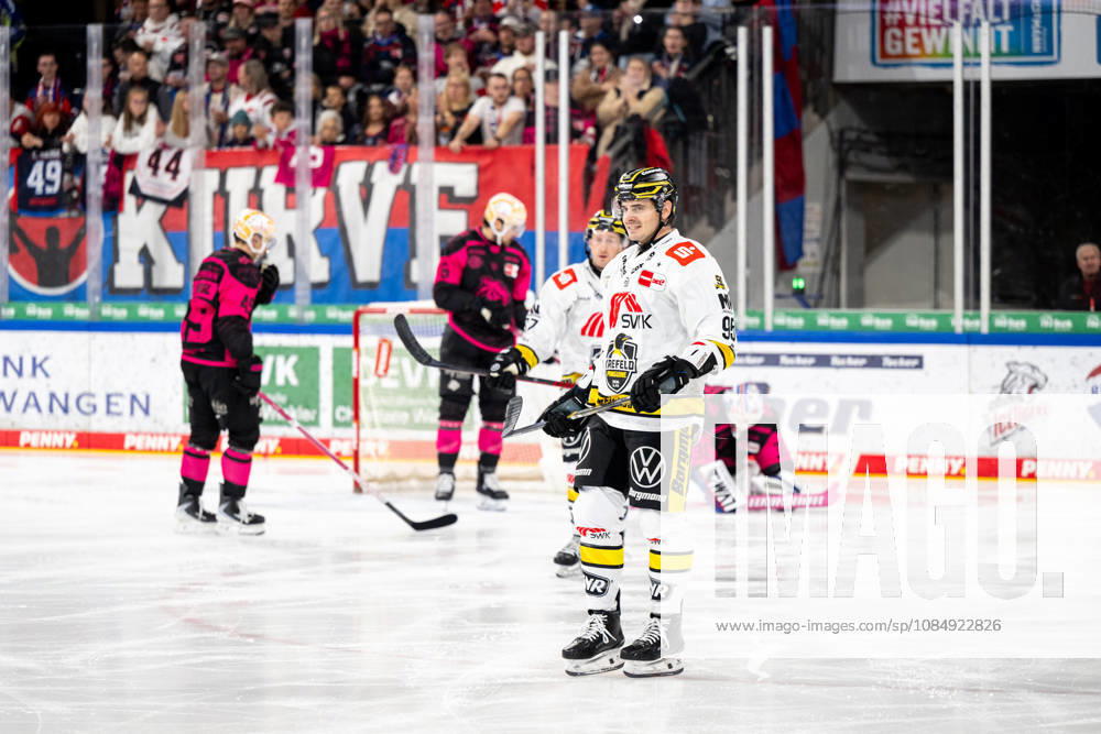 Mathew Santos 95, Krefeld Pinguine, Nuremberg Ice Tigers vs. Krefeld Pinguine, Ice Hockey, Penny DEL, Matchday 11, October 23, 2026, Nuremberg Ice Tigers vs. Krefeld Pinguine, Ice Hockey, Penny DEL, Matchday 11