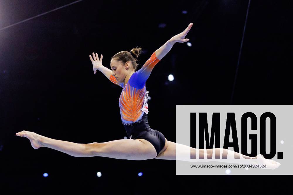 ROTTERDAM - Naomi Visser (NED) during the all-around final at the World Gymnastics Championships in Ahoy Rotterdam. IRIS VAN DEN BROEK ANP ANPxSportx IVx 573389439 originalFilename: 573389439