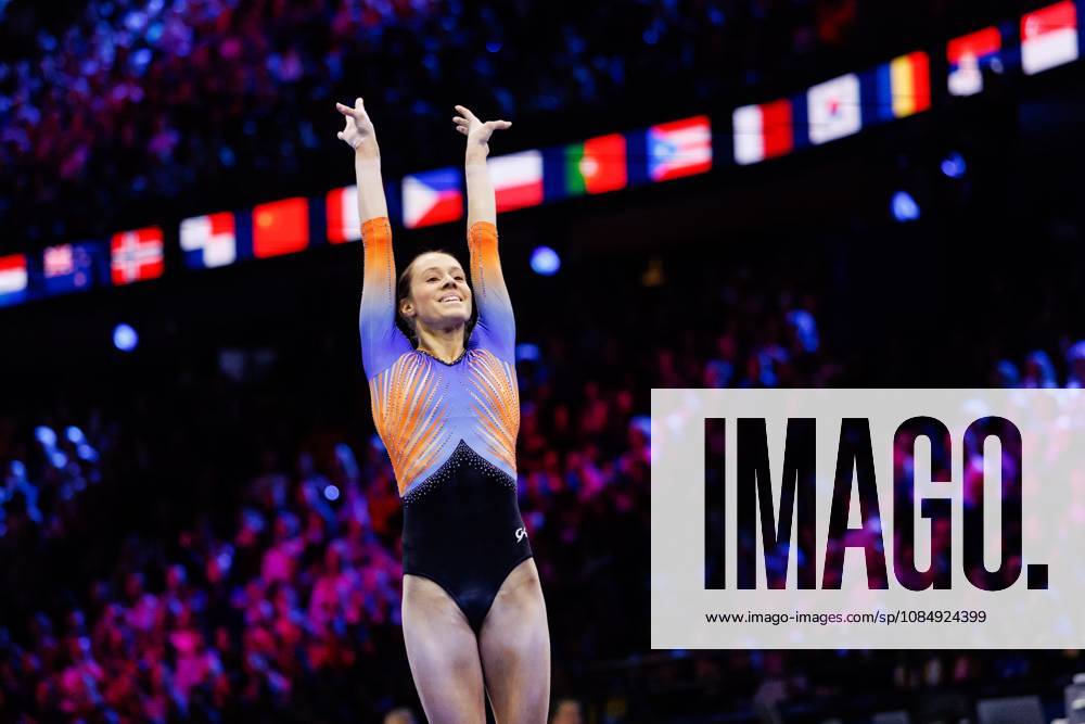 ROTTERDAM - Naomi Visser (NED) during the all-around final at the World Gymnastics Championships in Ahoy Rotterdam. IRIS VAN DEN BROEK ANP ANPxSportx IVx 573390059 originalFilename: 573390059