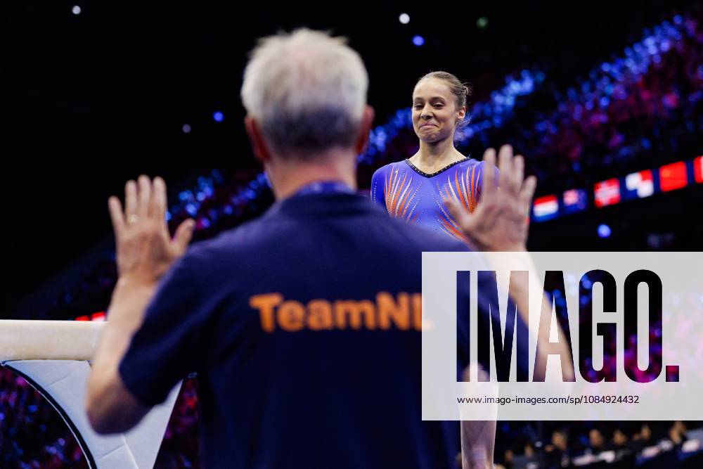 ROTTERDAM - Naomi Visser (NED) during the all-around final at the World Gymnastics Championships in Ahoy Rotterdam. IRIS VAN DEN BROEK ANP ANPxSportx IVx 573390067 originalFilename: 573390067