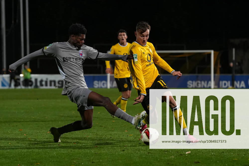 2026–2027 Season, Matchday 14, Regionalliga West at Rote Erde Stadium, Dortmund, Germany BV Borussia Dortmund U23 vs. Bonner SC Arne Wessels BVB