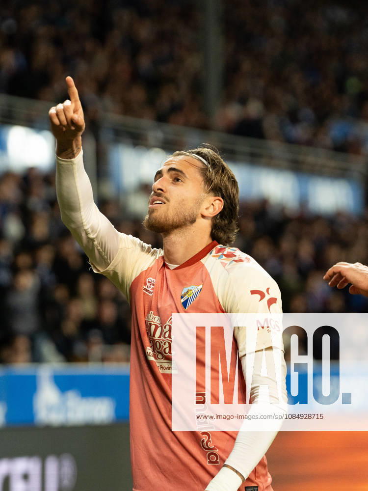 ESP LaLiga EA Sports: Deportivo Alavés vs. Málaga CF — Adrián Nino of Málaga scores a goal and celebrates during the LaLiga EA Sports match between Deportivo Alavés and Málaga CF, played at Mendizorroza Stadium in Vitoria-Gasteiz on October 23, 2026, in Spain. VITORIA-GASTEIZ, Spain — Soccer