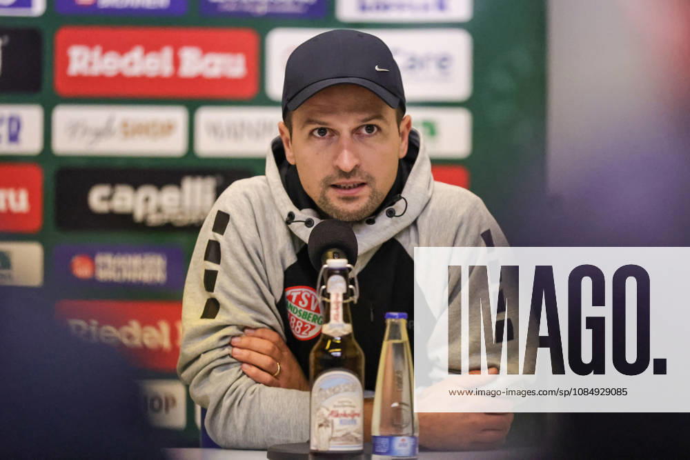 Soccer, Men s, Bavarian Regional League, 2026–2027 Season, Matchday 16: FC Schweinfurt 05 vs. TSV Landsberg; Head Coach Muriz Salemovic of TSV Landsberg at the press conference at the Schweinfurt Riedel Bau Arena in the Sachs Stadio, Bavaria, Lower Franconia, Germany