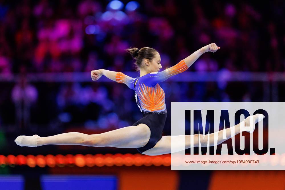 ROTTERDAM - Naomi Visser (NED) during the all-around final at the World Gymnastics Championships in Ahoy Rotterdam. IRIS VAN DEN BROEK ANP ANPxSportx IVx 573403077 originalFilename: 573403077