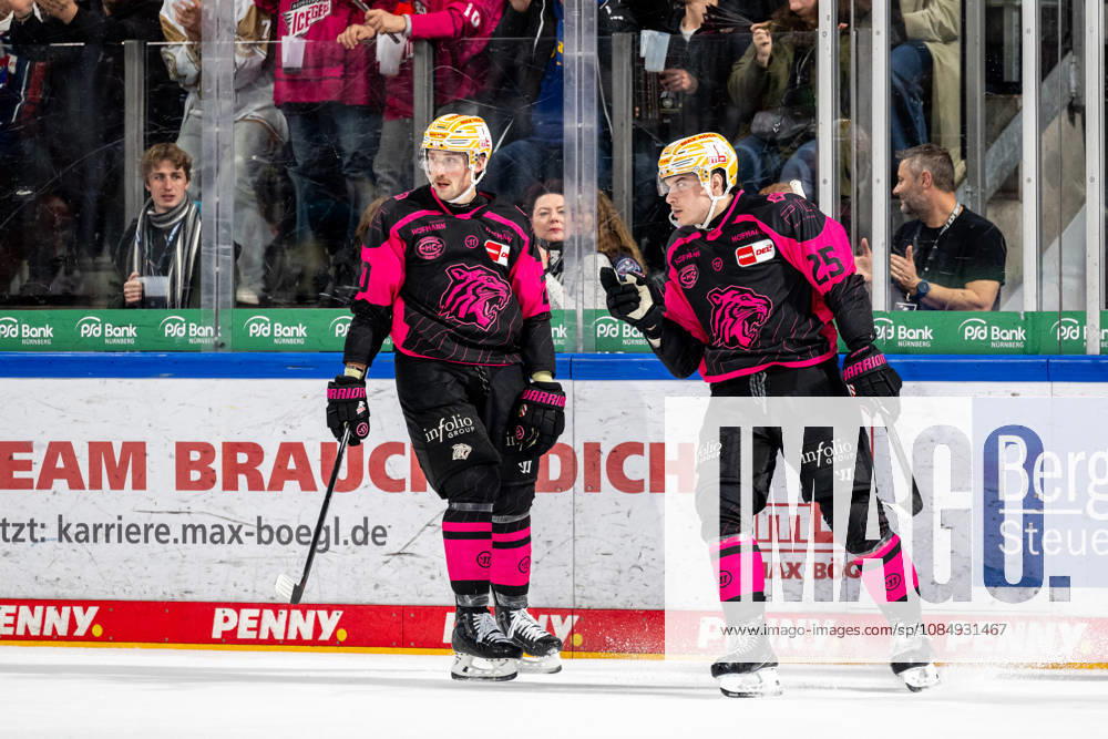 Ice Hockey Season 2026–2027 Penny DEL Nuremberg Ice Tigers Icetigers Krefeld Pinguine ThHa Goal celebration, joy, cheering William Dufour, 25, Nuremberg Ice Tigers, NIT