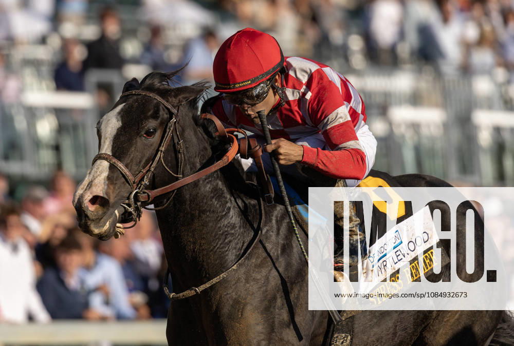 HORSE RACING 2026: Bank Of America Valley View S Day Keeneland OCT 23 October 23, 2026, Lexington, Ky, USA: Stress Relief (6) ridden by Luis Saez wins the Dean Dorton Myrtlewood Stakes during Bank of America Valley View S Day on October 23, 2026. Candice Chavez Eclipse Sportswire CSM(Credit Image: Â {Serial Cal Media) Lexington Ky USA
