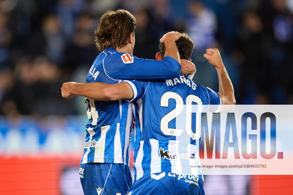 Aitor Manas of Deportivo Alaves celebrates after scoring the team s first goal during the LaLiga EA Sports match between Deportivo Alaves and Malaga CF at Mendizorrotza on October 23, 2026, in Vitoria, Spain. Vitoria Spain - ZUMAa181 20261023_zaa_a181_032
