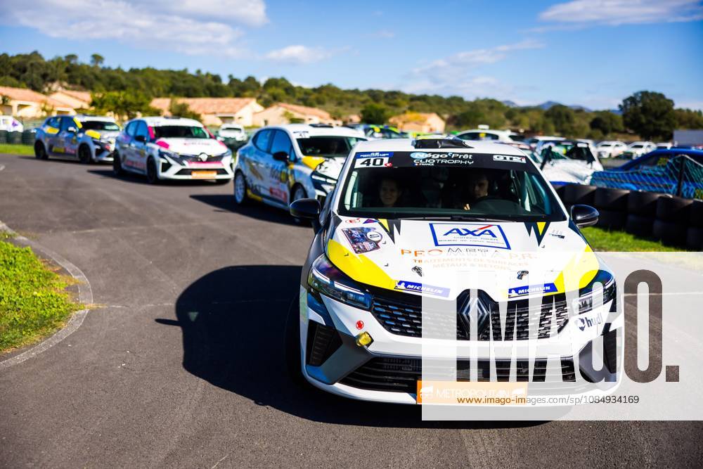 AUTO - CRITERIUM DES CEVENNES 2026 40 DACHICOURT Paul, DACHICOURT Adéle, Renault Clio Rally5, ambiance during the Critérium des Cévennes 2026, 8th round of the Championnat de France des Rallyes 2026, from October 23 to 24, 2026 in Brissac, France - BrissacFrance