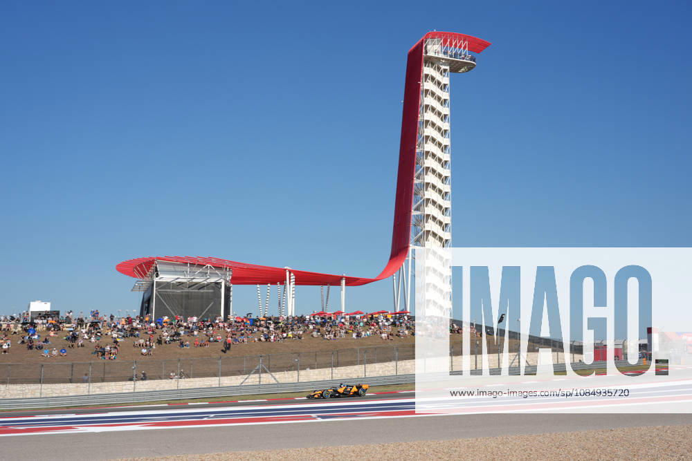 Circuit of The Americas, Austin, 2026 FORMULA 1 MSC CRUISES UNITED STATES GRAND PRIX, Oscar Piastri (AUS), McLaren Mastercard F1 Team. Photo by Hasan Bratic, DeFodi Images