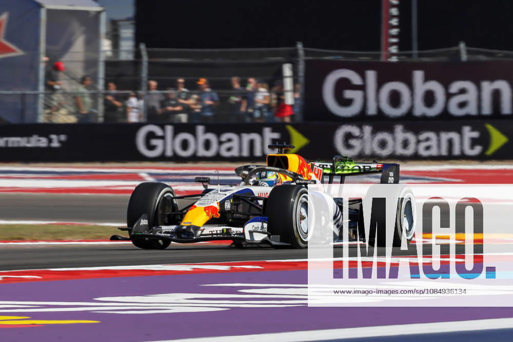 Arvid Lindblad from UK, driving the (41) Visa Cash App RB F1 Team VCARB 02 Red Bull Ford during United States Grand Prix - Austin - Friday - Free Practice 1 at Circuit of the Americas (COTA) in Austin. Italy - ZUMAm313 20261023_zsp_m313_100