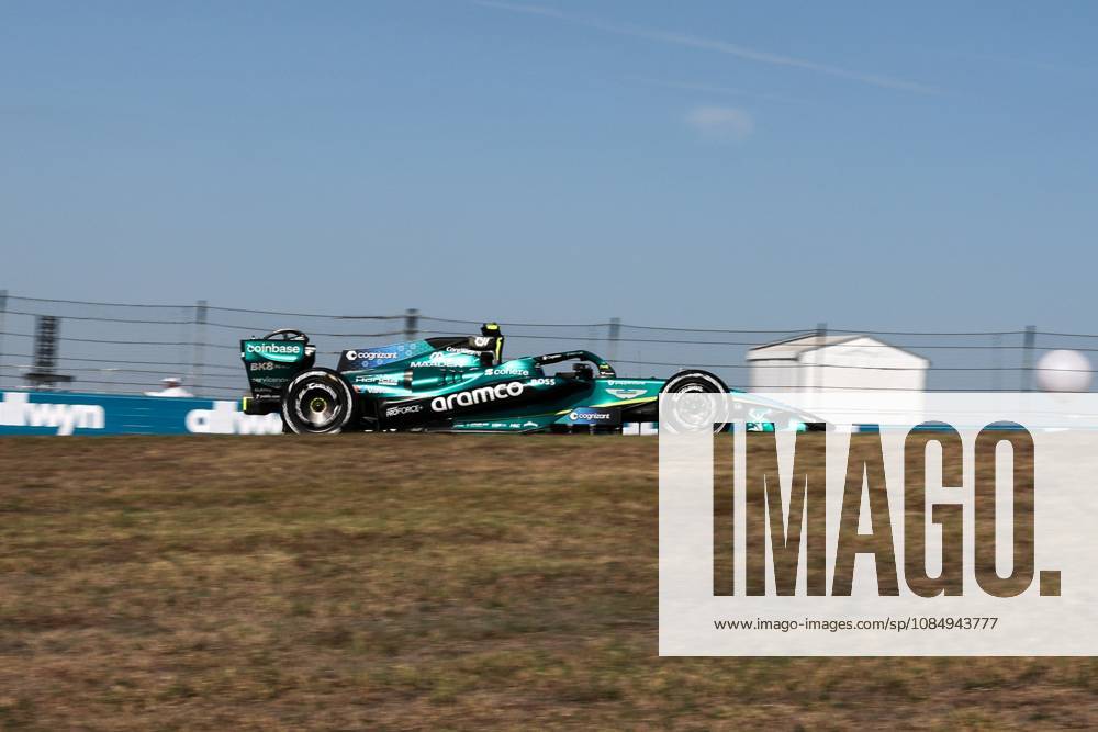 Fernando Alonso from Spain, driving the (14) Aston Martin Aramco F1 Team AMR26 Honda during United States Grand Prix - Austin - Friday - Free Practice 2 at Circuit of the Americas (COTA) in Austin. Italy - ZUMAm313 20261024_zsp_m313_006