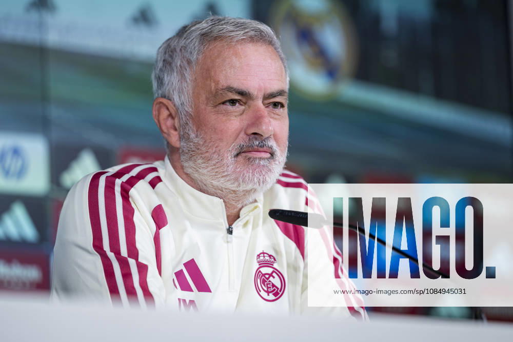 Real Madrid Training Session and press conference, PK, Pressekonferenz Jose Mourinho, Head Coach of Real Madrid, speaks during a press conference ahead of the LaLiga EA Sports match against FC Barcelona, Barca at Ciudad Real Madrid on October 24, 2026 in Valdebebas, Spain. Valdebebas Ciudad Real Madrid Madrid Spain