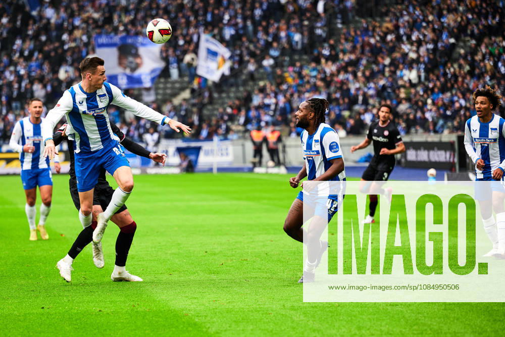 Niklas Kolbe, Hertha BSC, 27, Deyovaisio Zeefuik, Hertha BSC, 42, Oluwaseun Victor Adewumi, Hertha BSC, 19, GER, Hertha BSC vs. Arminia Bielefeld, 2. Bundesliga, 2026–27 season, Matchday 9, October 24, 2026 DFL regulations prohibit any use of photographs as image sequences and or quasi-video GER, Hertha BSC vs. Arminia Bielefeld, 2. Bundesliga, 2026–27 season, Matchday 9, October 24, 2026, Berlin