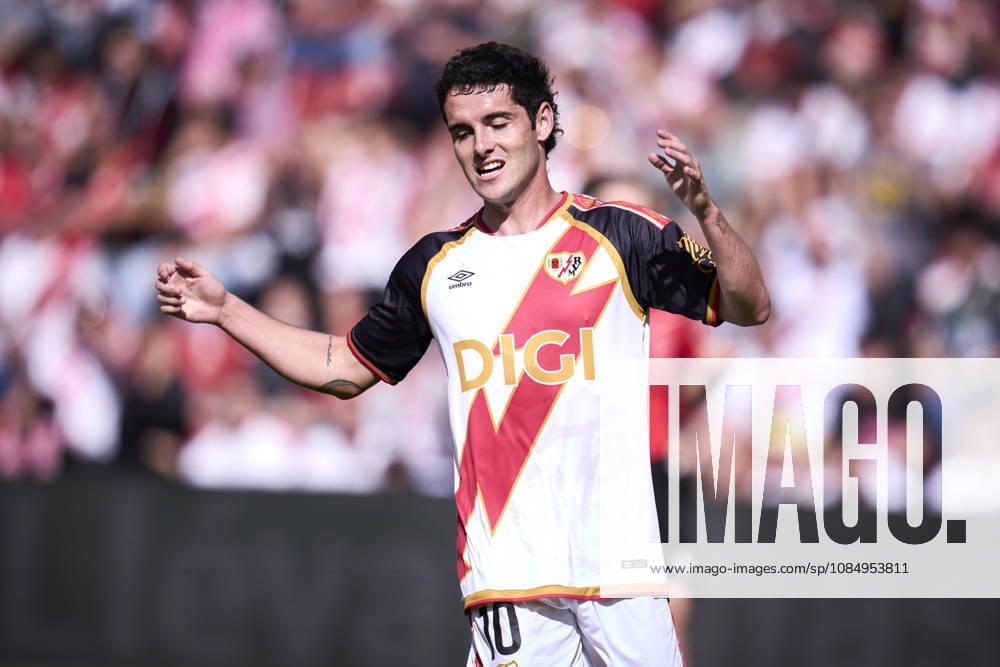 Sergio Camello of Rayo Vallecano gestures during the Spanish League, LaLiga EA Sports, football match played between Rayo Vallecano and Elche CF at Vallecas stadium on October 24, 2026, in Madrid, Spain. Rayo Vallecano V Elche CF - LaLiga EA Sports - ZUMAa181 20261024_zaa_a181_094