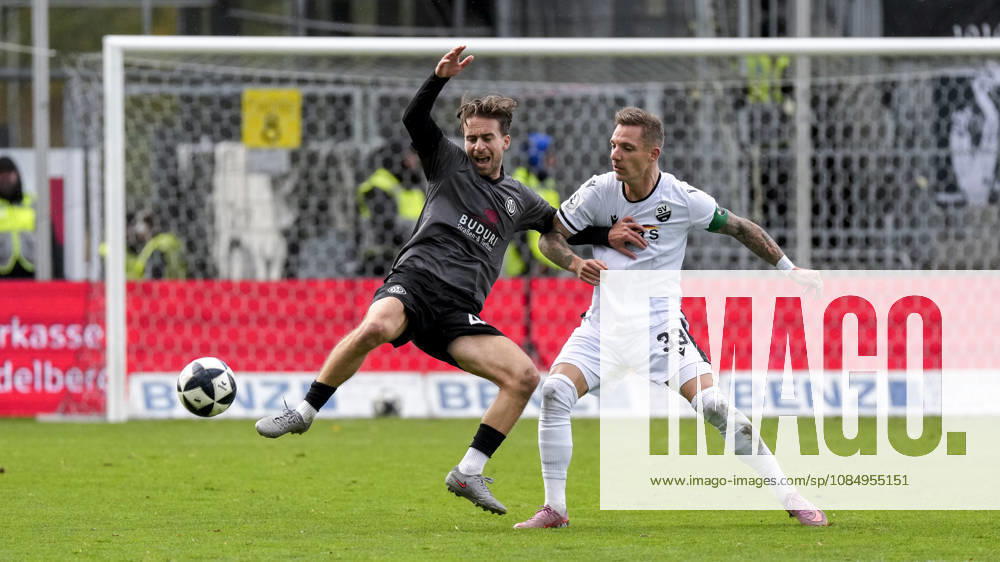 From left: Gianluca Gaudino (Aalen), 46; Marco Kehl Gomez (SVS), 33, captain; tackle, game scene, duel, tackle, tackling, dynamism, action, 10 24 2026, Sandhausen, Germany, soccer, Regionalliga Southwest, SV Sandhausen vs. VfR Aalen