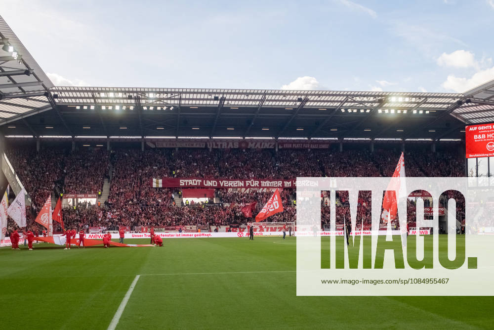 The Mainz fans perform a choreographed display (Stadt und Verein fuer immer im Herzen) before the Bundesliga match between 1. FSV Mainz 05 vs. SV Werder Bremen at MEWA Arena on matchday 7 of the 1. Bundesliga on October 24, 2026 in Mainz, Germany. DFL REGULATIONS PROHIBIT ANY USE OF PHOTOGRAPHS AS IMAGE SEQUENCES AND OR QUASI-VIDEO. Rhineland-Palatinate Germany
