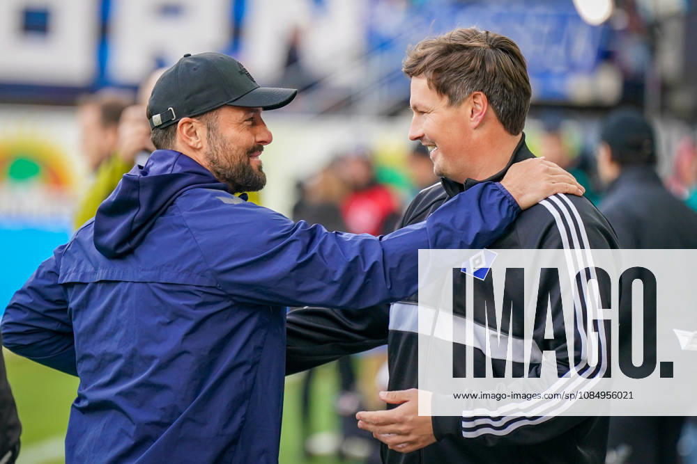 German Soccer Bundesliga 2026–2027, Matchday 7: SC Paderborn vs. Hamburger SV at Home Deluxe Arena in Paderborn; Ralf Kettemann, Paderborn coach, and Merlin Polzin, Hamburger SV coach