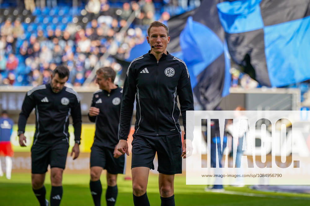 German Soccer Bundesliga 2026–2027, Matchday 7: SC Paderborn vs. Hamburger SV at Home Deluxe Arena, Paderborn; Referee: Martin Petersen (Stuttgart)
