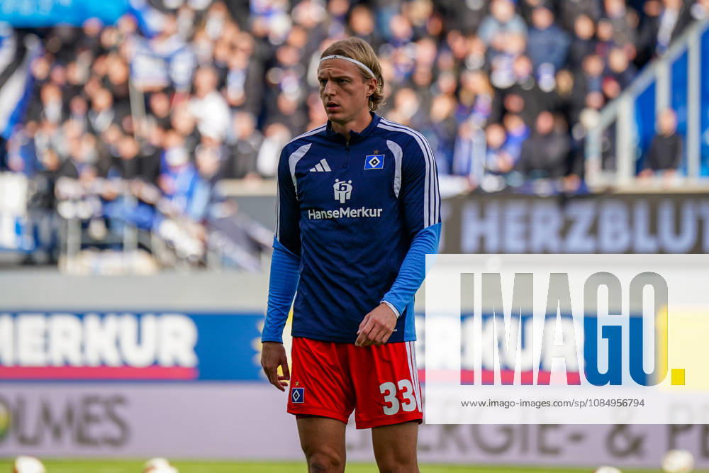 German Soccer Bundesliga 2026–2027, Matchday 7: SC Paderborn vs. Hamburger SV at Home Deluxe Arena, Paderborn; Sebastiaan Bornauw, Hamburger SV, 33