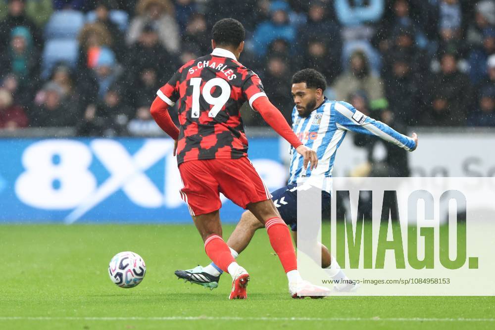 Jay Dasilva of Coventry City and Shea Charles of Fulham in action. Coventry City v Fulham, Premier League, Football, Coventry Building Society Arena, Coventry, UK - 24 Oct 2026Coventry Coventry Building Society Arena United Kingdom