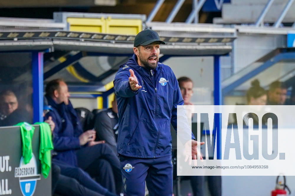 German Soccer Bundesliga 2026–2027, Matchday 7: SC Paderborn vs. Hamburger SV at Home Deluxe Arena, Paderborn; Ralf Kettemann, Paderborn Coach: Facial Expressions, Gestures, Emotion