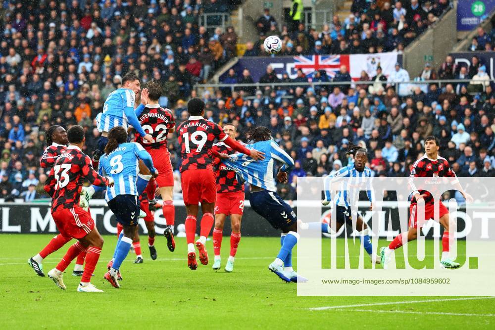 Bobby Thomas of Coventry City heads the ball towards goal. Coventry City v Fulham, Premier League, Football, Coventry Building Society Arena, Coventry, UK - 24 Oct 2026Coventry Coventry Building Society Arena United Kingdom