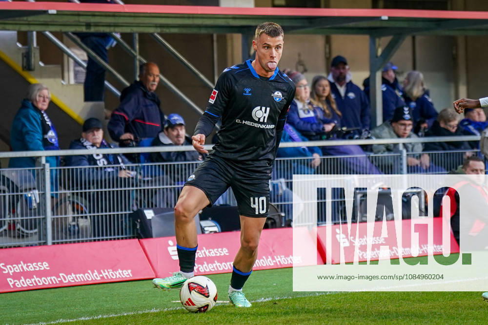 German Soccer Bundesliga 2026–2027, Matchday 7: SC Paderborn vs. Hamburger SV at Home Deluxe Arena, Paderborn. Gabriel Vidovic (Paderborn 40). Gabriel Vidović with the ball; facial expressions; emotion