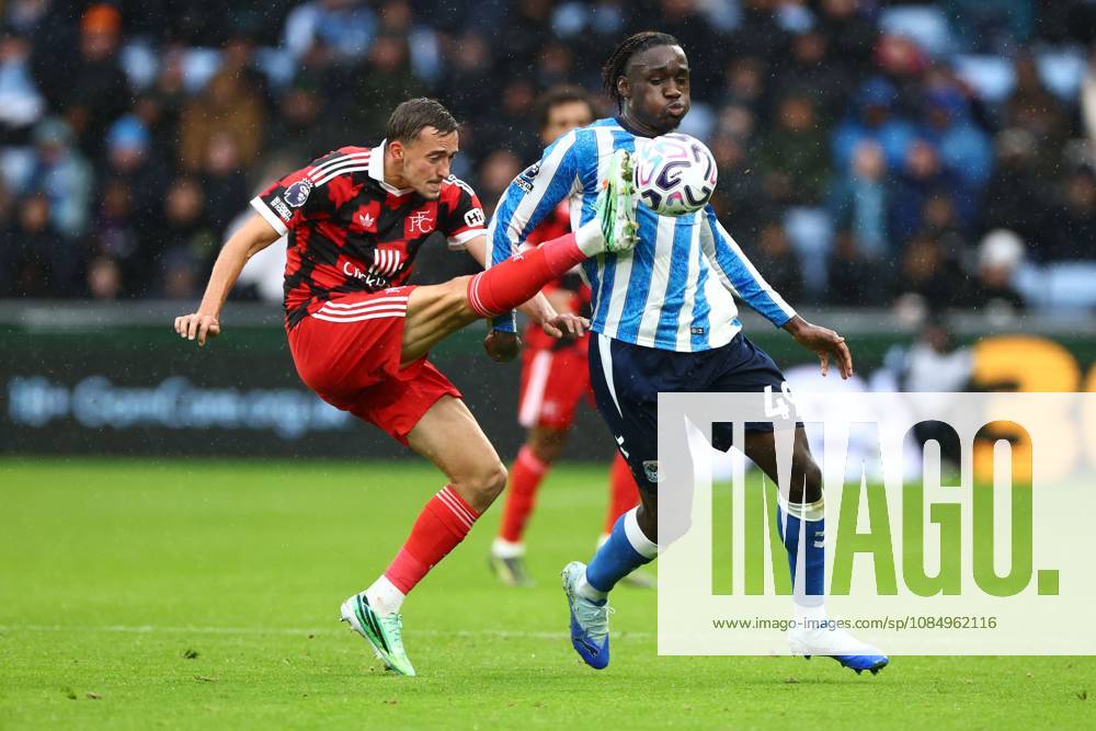 Timothy Castagne of Fulham and Sidiki Chà rif of Coventry City in action. Coventry City v Fulham, Premier League, Football, Coventry Building Society Arena, Coventry, UK - 24 Oct 2026Coventry Coventry Building Society Arena United Kingdom