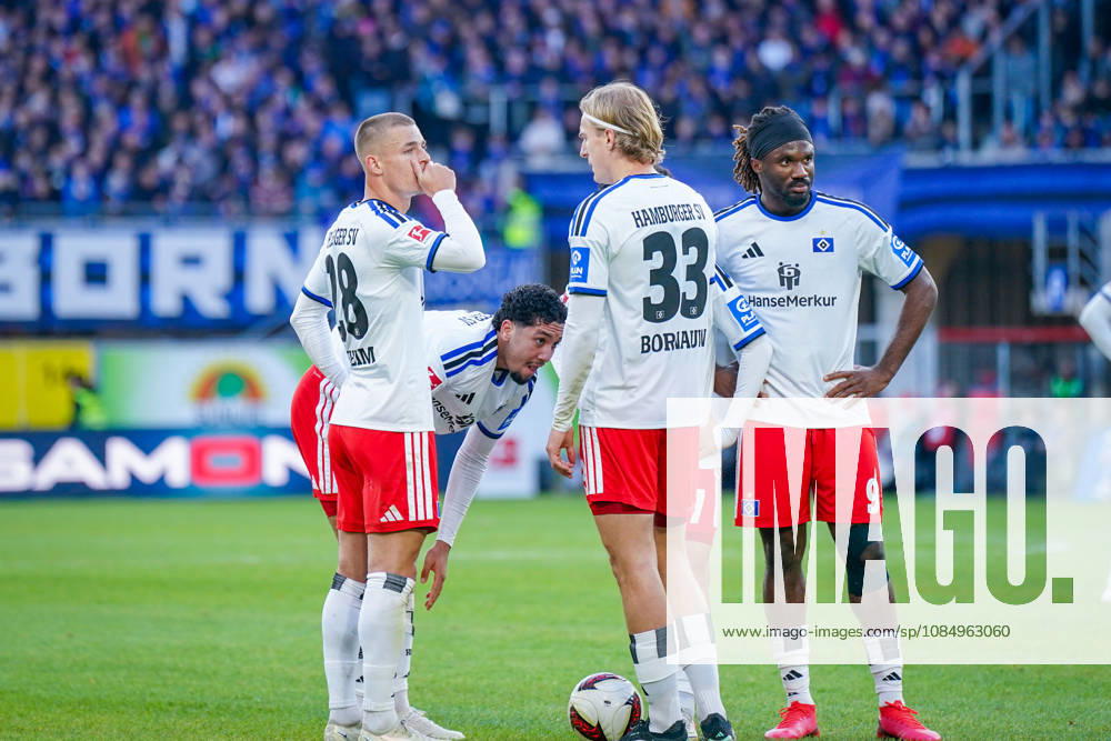 German Bundesliga 2026–2027, Matchday 7: SC Paderborn vs. Hamburger SV at Home Deluxe Arena, Paderborn; Miro Muheim (Hamburger SV), 28; Sebastiaan Bornauw (Hamburger SV), 33; Terem Moffi (Hamburger SV), 9; Bilal Nadir (Hamburger SV), 4