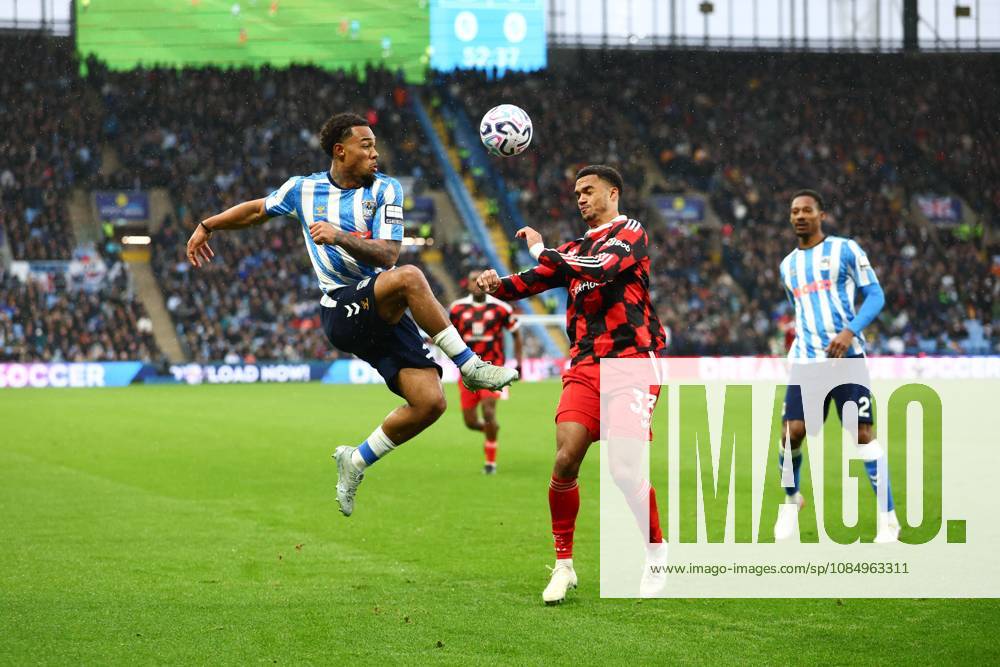 Milan van Ewijk of Coventry City and Antonee Robinson of Fulham in action. Coventry City v Fulham, Premier League, Football, Coventry Building Society Arena, Coventry, UK - 24 Oct 2026Coventry Coventry Building Society Arena United Kingdom