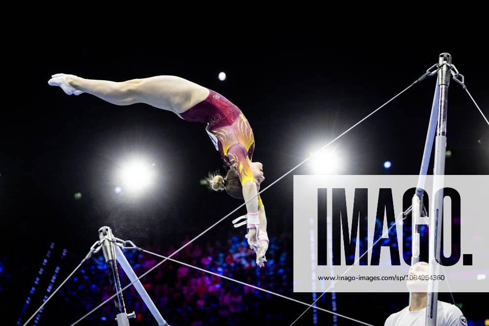 ROTTERDAM - Alena Glotova (WG2) during the uneven bars apparatus final at the World Gymnastics Championships in Rotterdam Ahoy. IRIS VAN DEN BROEK ANP ANPxSportx IVx 573479647 originalFilename: 573479647