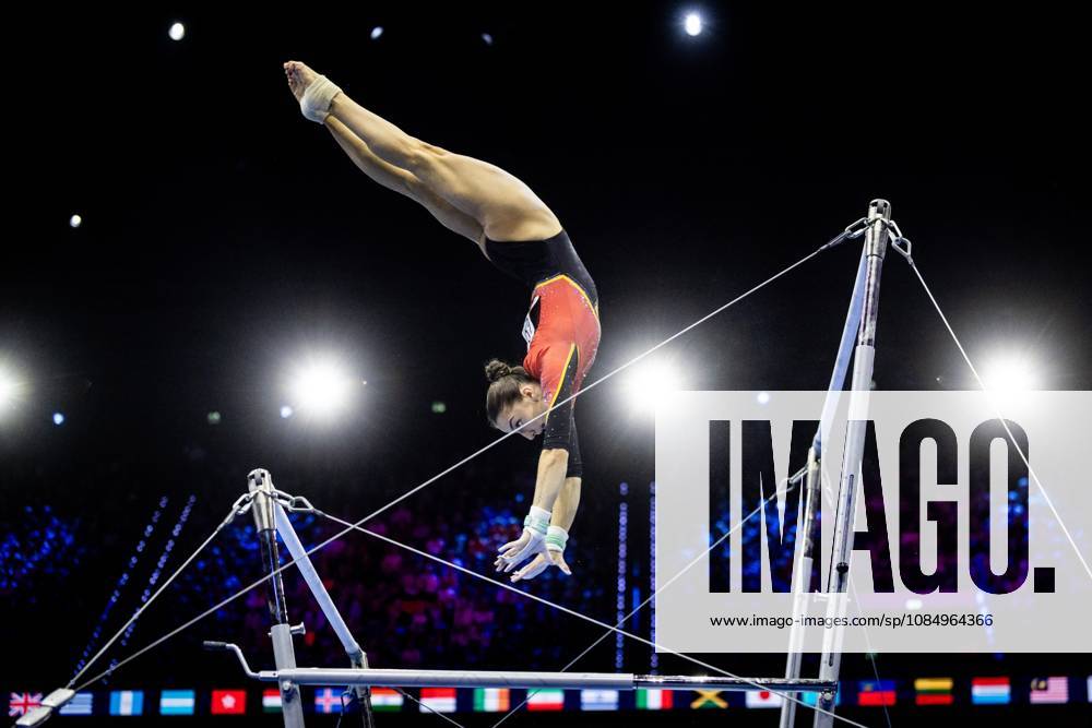 ROTTERDAM - Helen Kevric (GER) during the uneven bars apparatus final at the World Gymnastics Championships in Rotterdam Ahoy. IRIS VAN DEN BROEK ANP ANPxSportx IVx 573479880 originalFilename: 573479880