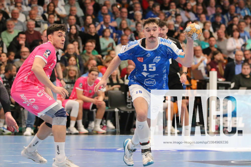 Men s Handball 2026–2027, 2nd Division, Matchday 9: Dessau Roßlauer HV 06 vs. SC DHfK Leipzig, Anhalt Arena, Dessau, Marcel Nowak, Dessau, 15, blue on the ball Dessau Roßlau Saxony-Anhalt Germany