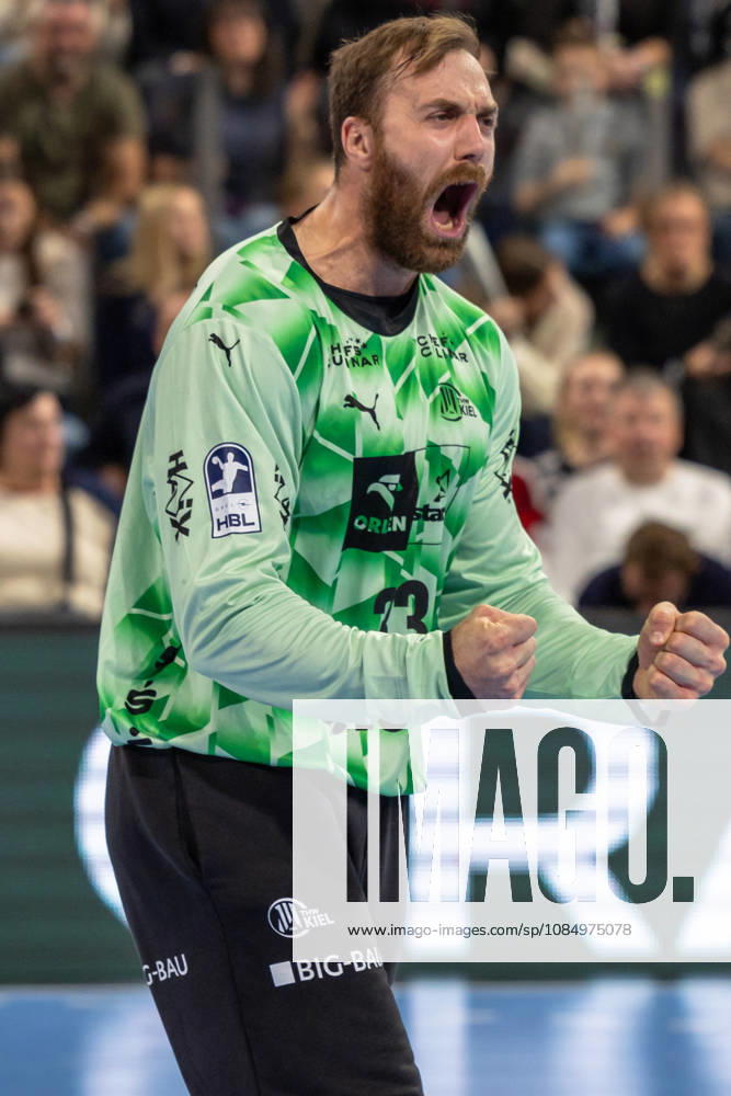 Goalkeeper Andreas Wolff, THW Kiel, 33, cheering and shouting (GER), HC Erlangen vs. THW Kiel, Handball, Opel Handball Bundesliga, Matchday 10, 2026–2027 season, October 24, 2026 (GER), HC Erlangen vs. THW Kiel, Handball, Opel Handball Bundesliga, Matchday 10, 2026–2027 season, October 24, 2026, Nuremberg