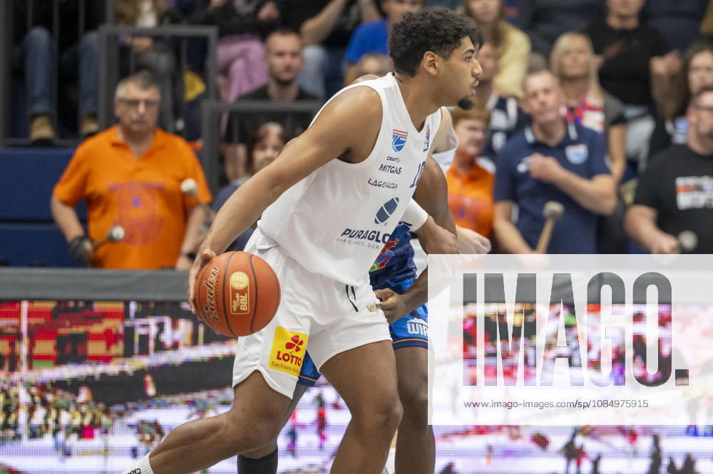 EasyCredit Basketball Bundesliga 2026–2027: Syntainics MBC vs. Rostock Seawolves, Weissenfels, Germany, October 24, 2026. Pictured: Kostja Mushidi of Weissenfels with the ball, Weissenfels Stadthalle, Weissenfels, Saxony-Anhalt, Germany
