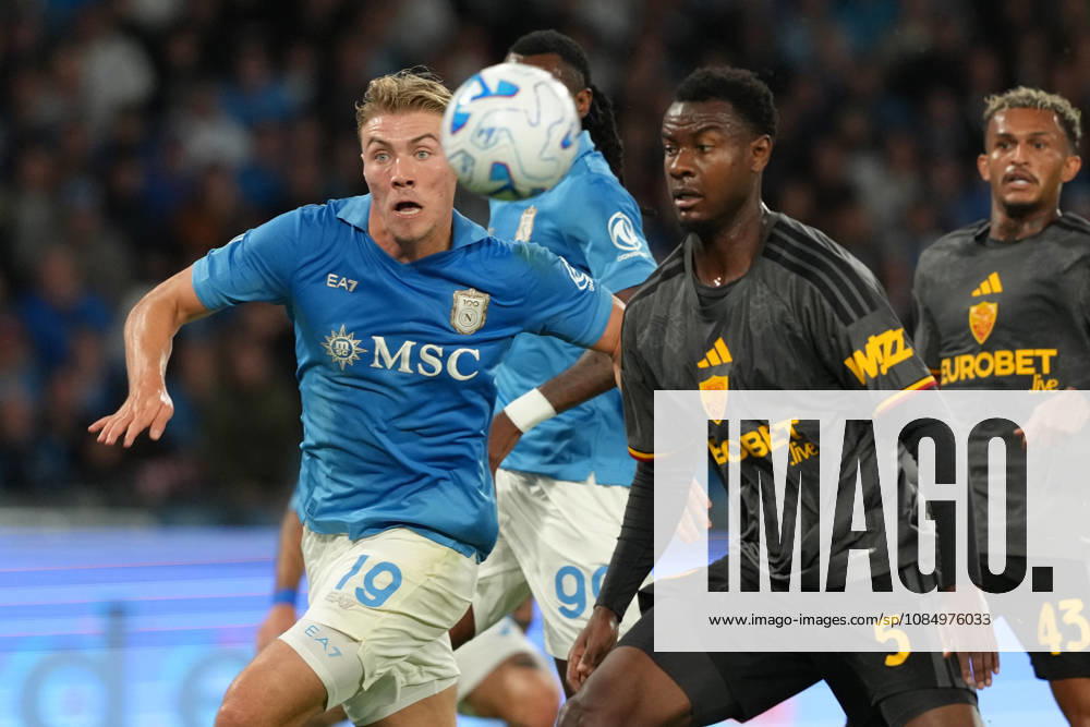 Ramus Winther Hojlund of SSC Napli and Evan Ndicka of AS Roma during the Serie A football match between SSC Napoli and AS Roma at Stadio Diego Armando Maradona in Napoli (Italy), October 24, 2026. AntoniettaxBaldassarre