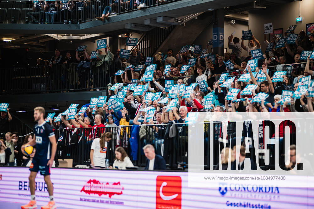 VBL SVG Lüneburg vs. SV Warnemünde, October 24, 2026 The fans cheer on the Block Volleyball Bundesliga, Matchday 2, SVG Lüneburg vs. SV Warnemünde on October 24, 2026, at the LKH Arena in Lüneburg