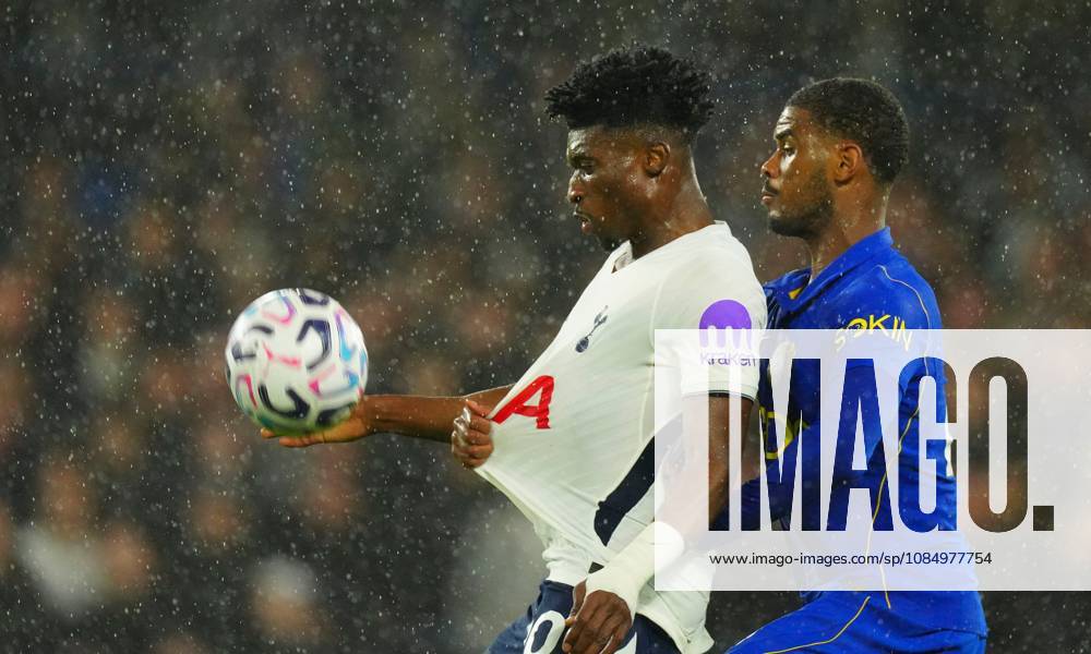 Jorrel Hato of Chelsea and Mohammed Kudus of Tottenham Hotspur Chelsea v Tottenham Hotspur, Premier League, Football, Stamford Bridge, London, UK - 24 Oct 2026London Stamford Bridge United Kingdom