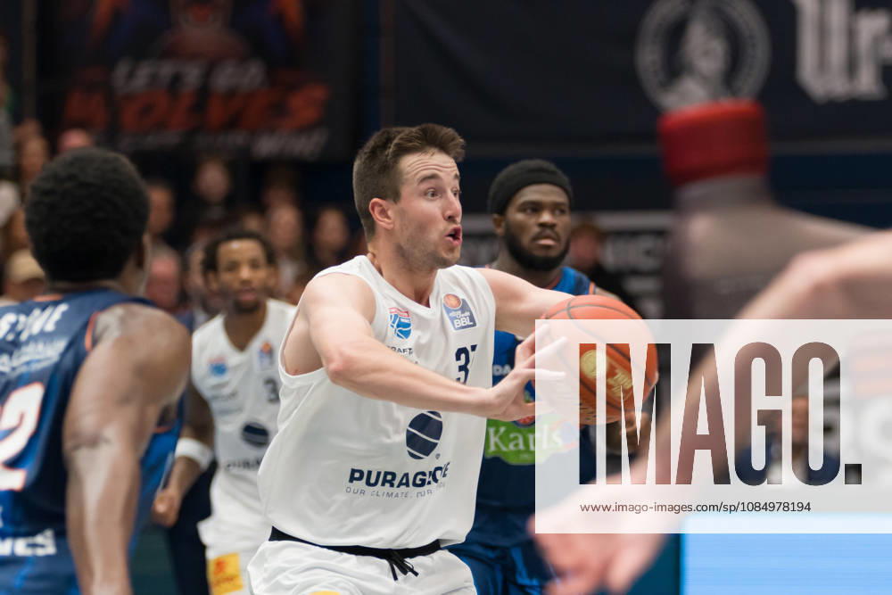 Spencer Reaves MBC, 31, Syntainics MBC vs. Rostock Seawolves, BBL, Men s Basketball 1st Bundesliga, Matchday 6 of the 2026–27 season, October 24, 2026, Weißenfels Stadthalle, Saxony-Anhalt, Germany