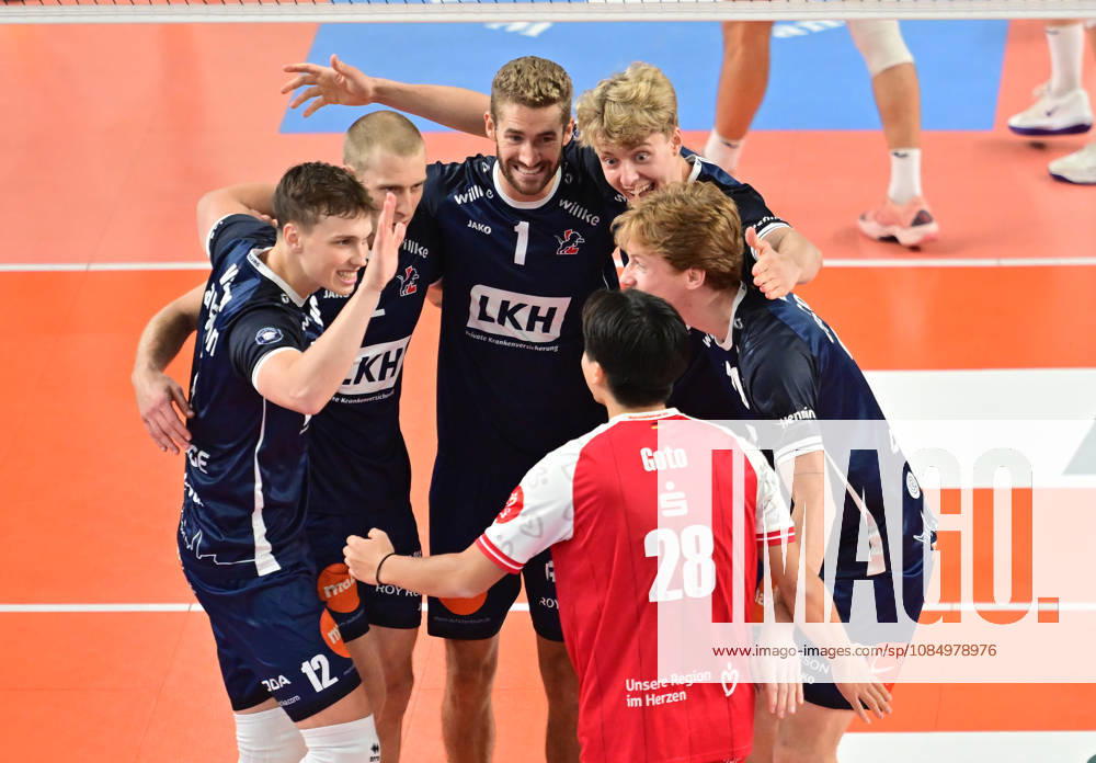 Germany, Volleyball, Men s, 1st Division, Matchday 2, 2026–2027 Season, Lüneburg, SVG Lüneburg vs. SV Warnemünde; the Lüneburg team celebrates; Lüneburg LKH Arena, Lower Saxony, Germany