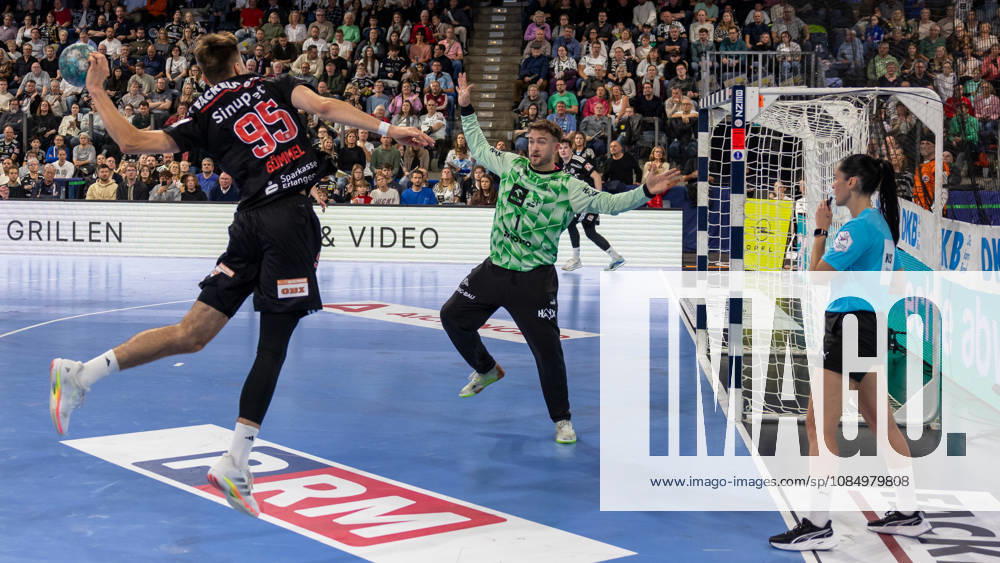 Shot by Tim Goemmel (HC Erlangen), 95, on Gonzalo Perez de Vargas (THW Kiel), 01; Referee: Rosana Sug (GER); HC Erlangen vs. THW Kiel, Handball, Opel Handball Bundesliga, Matchday 10, 2026–2027 season, October 24, 2026, Germany, HC Erlangen vs. THW Kiel, Handball, Opel Handball Bundesliga, Matchday 10, 2026–2027 season, October 24, 2026, Nuremberg