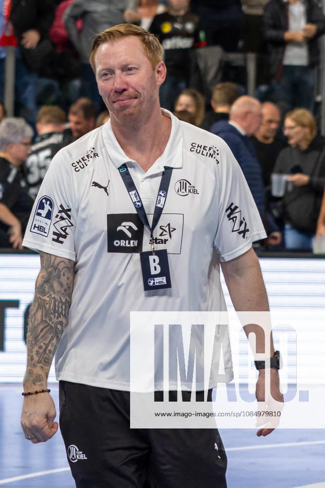 Satisfied After the Win: Boerge Lund, THW Kiel, Coach (GER), HC Erlangen vs. THW Kiel, Handball, Opel Handball Bundesliga, Matchday 10, 2026–2027 Season, October 24, 2026 (GER), HC Erlangen vs. THW Kiel, Handball, Opel Handball Bundesliga, Matchday 10, 2026–2027 season, October 24, 2026, Nuremberg