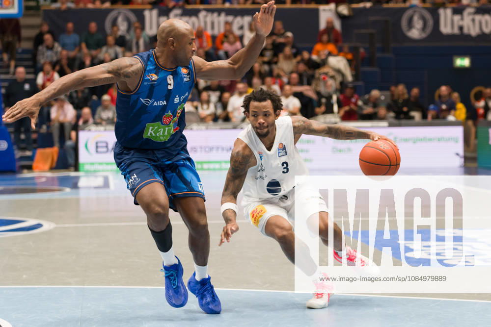 DeAndre Lansdowne Rostock, 9, DeLonnie Hunt MBC, 3, Syntainics MBC vs. Rostock Seawolves, BBL, Men s Basketball 1st Bundesliga, Matchday 6 of the 2026–27 season, October 24, 2026, Weißenfels Stadthalle, Saxony-Anhalt, Germany