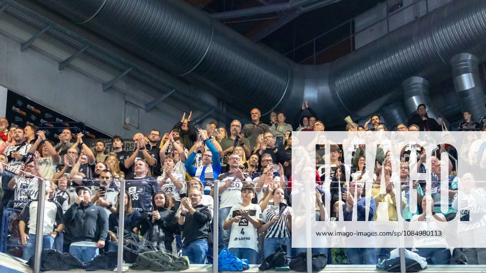 Applause from the Kiel fans who traveled with the team GER, HC Erlangen vs. THW Kiel, Handball, Opel Handball Bundesliga, Matchday 10, 2026–2027 Season, October 24, 2026 GER, HC Erlangen vs. THW Kiel, Handball, Opel Handball Bundesliga, Matchday 10, 2026–2027 season, October 24, 2026, Nuremberg