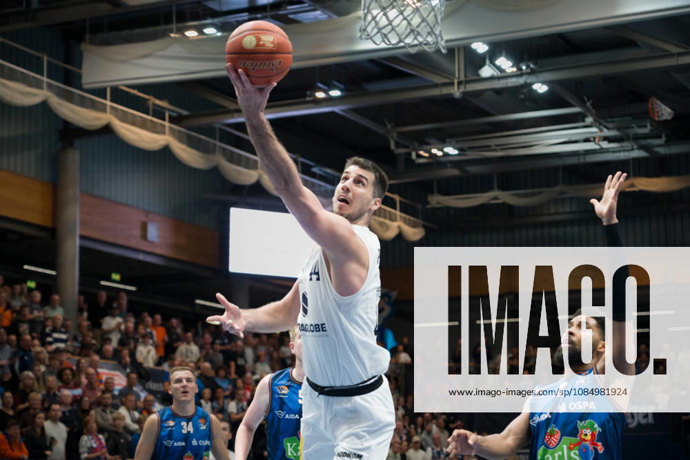 Jure Planinic MBC, 44, Syntainics MBC vs. Rostock Seawolves, BBL, Men s Basketball 1st Bundesliga, Matchday 6 of the 2026–27 season, October 24, 2026, Weißenfels Stadthalle, Saxony-Anhalt, Germany