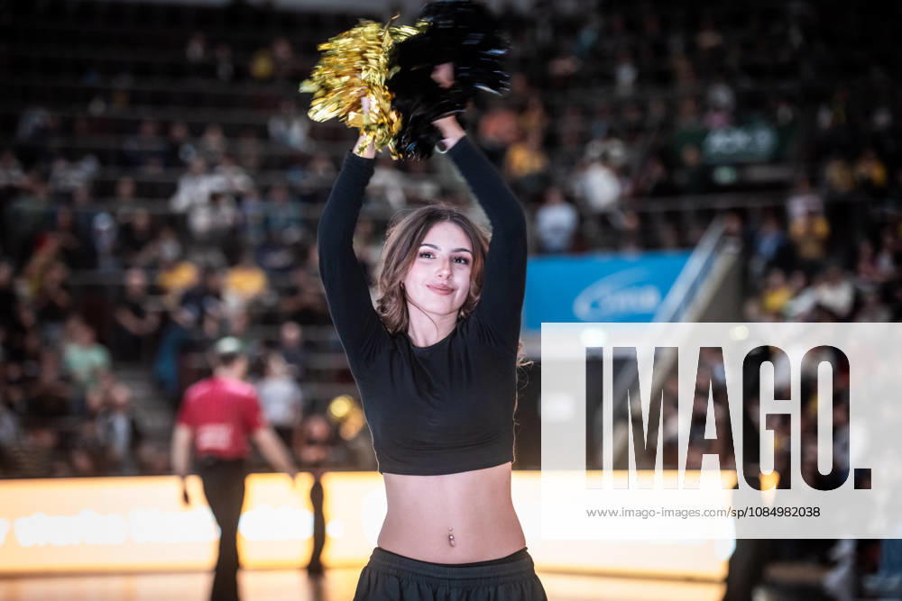 Dancer from Liberty Dance Crew gets the crowd going during a timeout: GER, MHP Riesen Ludwigsburg vs. Telekom Baskets Bonn, Basketball Bundesliga, easycredit BBL, Matchday 6, 2026–2027 season, October 24, 2026 GER, MHP Riesen Ludwigsburg vs. Telekom Baskets Bonn, Basketball Bundesliga, easycredit BBL, Matchday 6, 2026–2027 season, October 24, 2026 Ludwigsburg